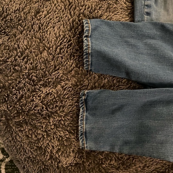 LUCKY BRAND Women’s Charlie Capri Jeans - Picture 3 of 10
